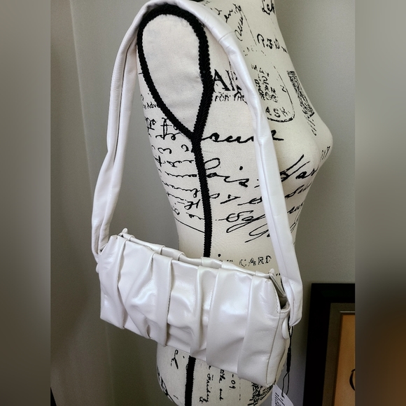 Elleme leather handbag - Picture 5 of 10